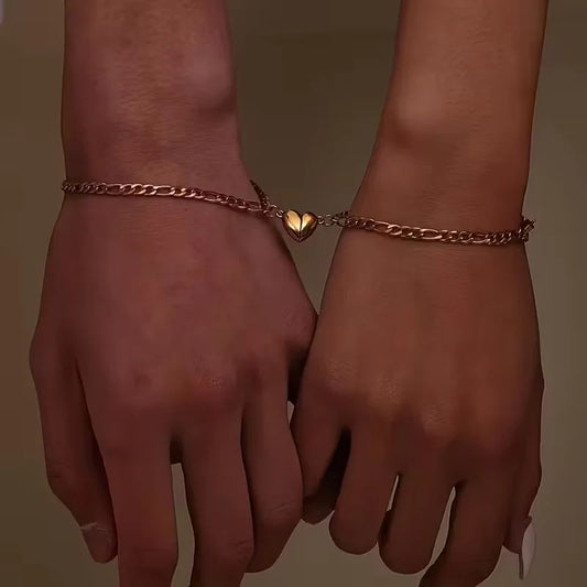 Elegante Set de 2 Pulseras de corazón imantadas